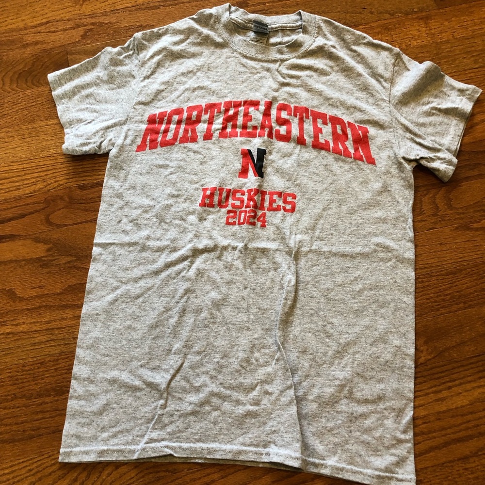LIGHT GREY NORTHEASTERN SHIRT